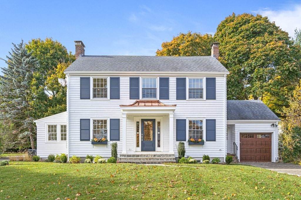 20 Westland Avenue - Photo 1