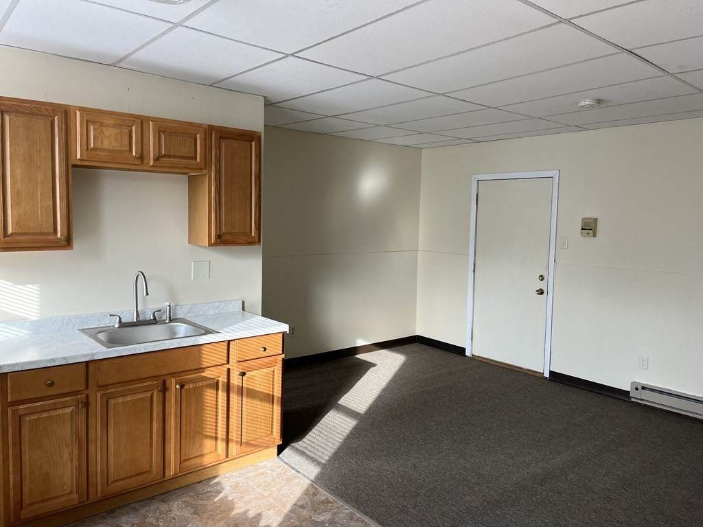 18 Main St - Photo 1