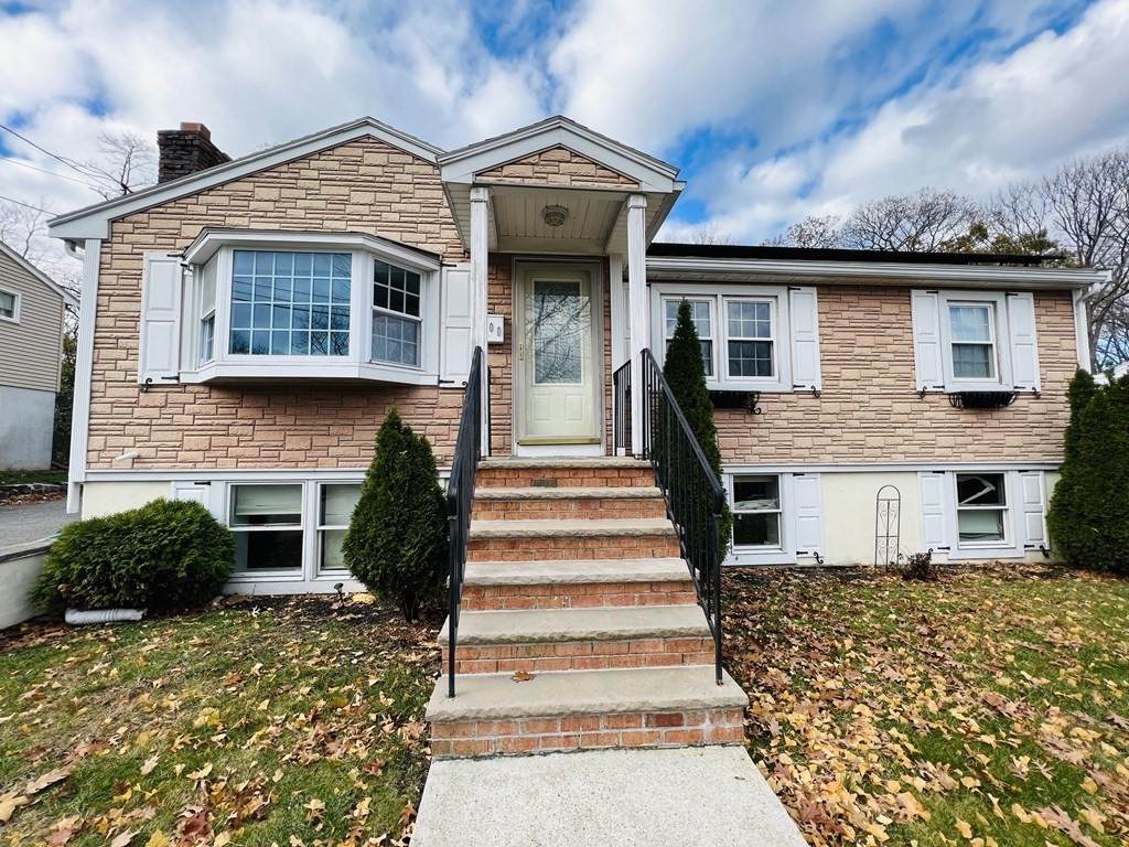 100 Spring View Dr - Photo 1
