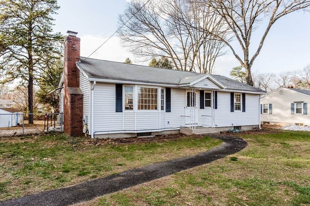 220 Line St - Photo 1