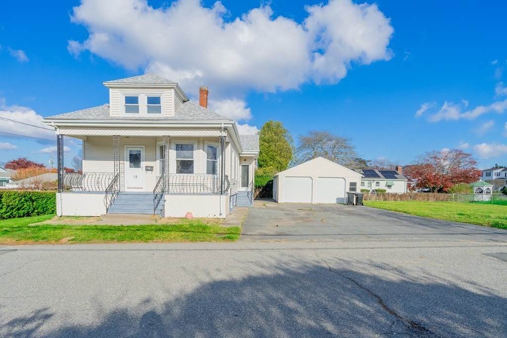 12 Webster St - Photo 1