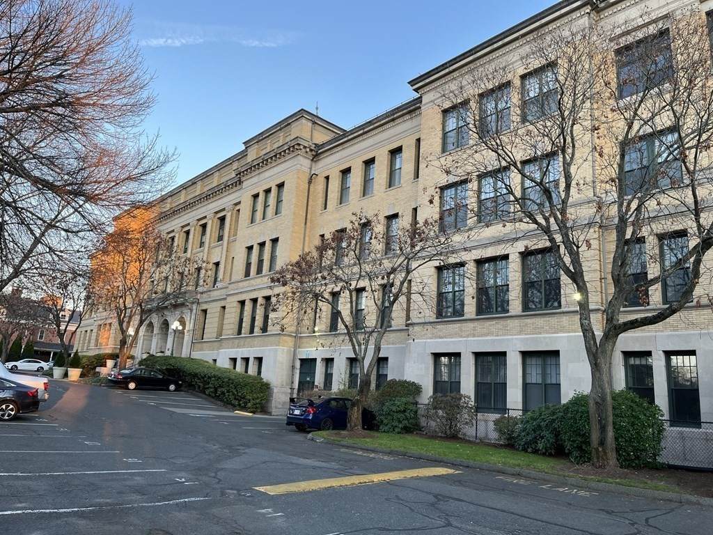 235 State St - Photo 1