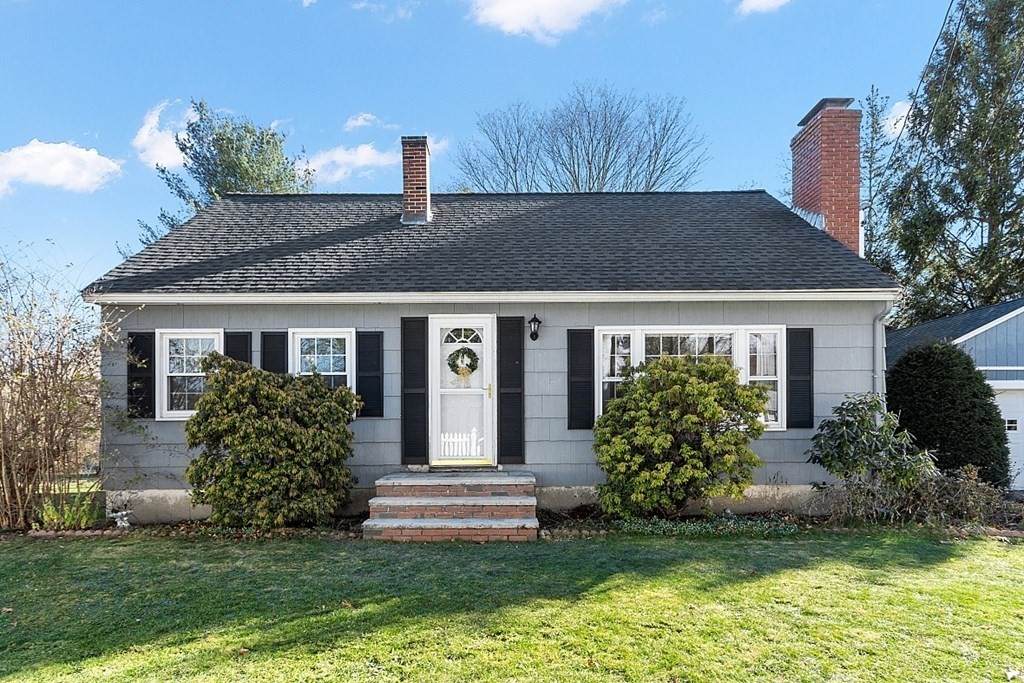 73 Whittaker Ave - Photo 1