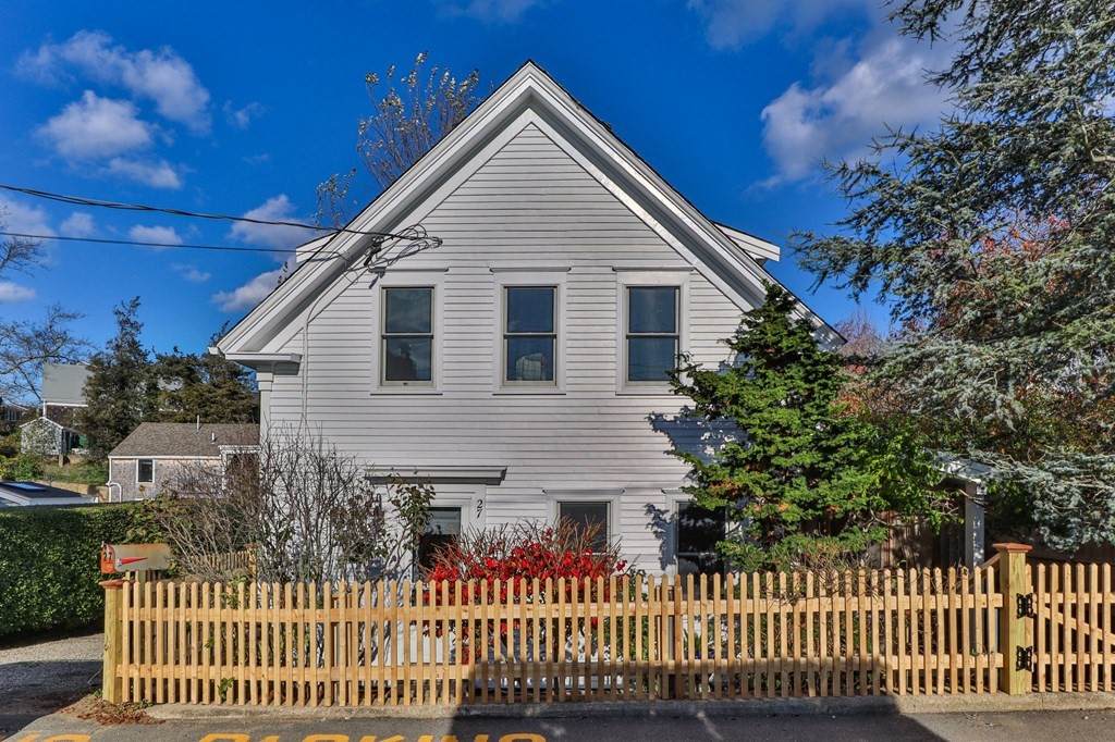 27 Nickerson St - Photo 1