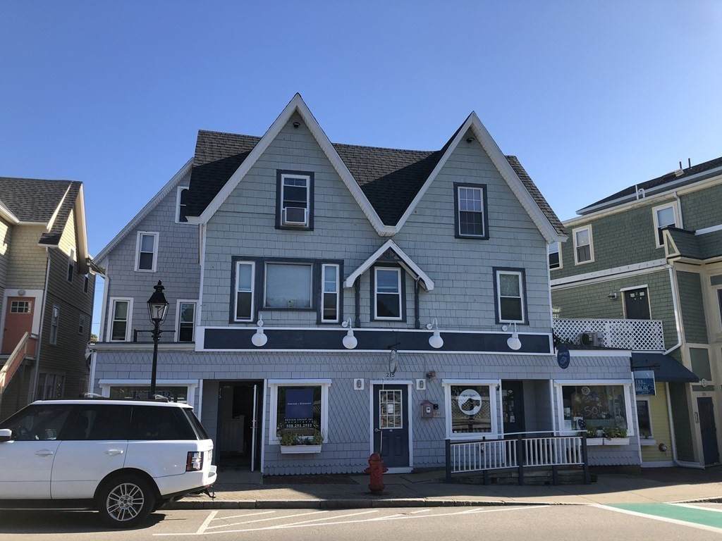 211 Onset Ave. - Photo 1