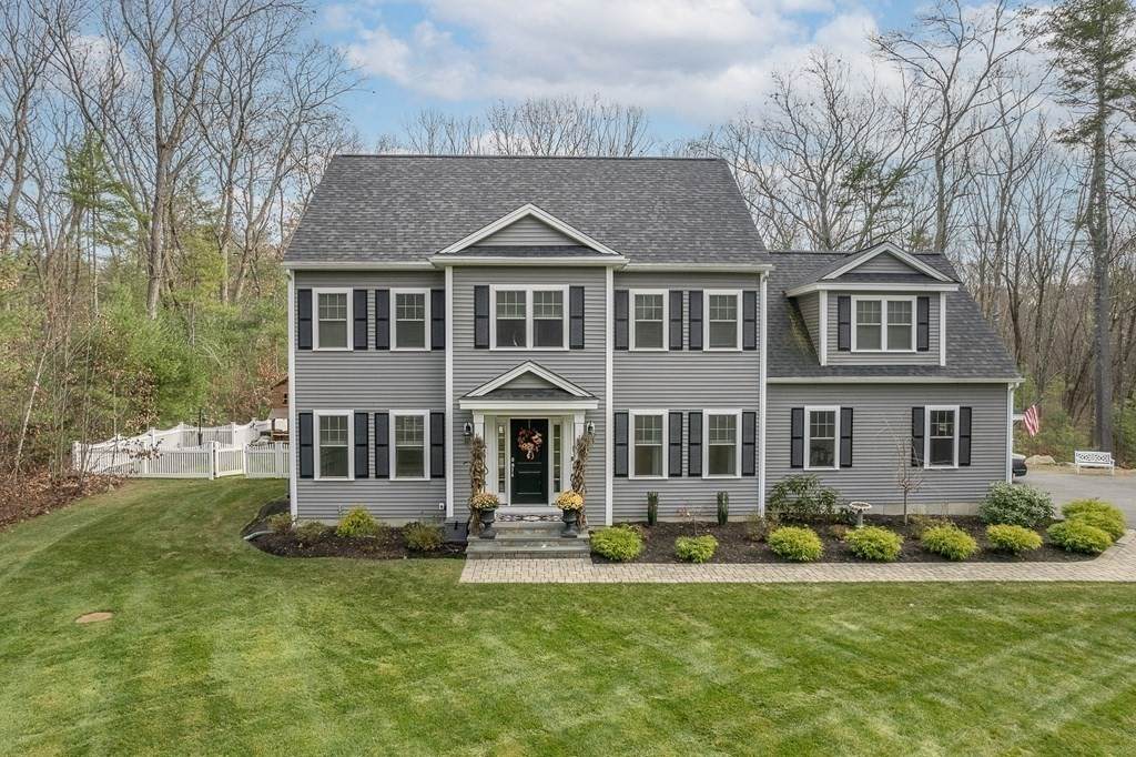148 Hudson Road - Photo 1