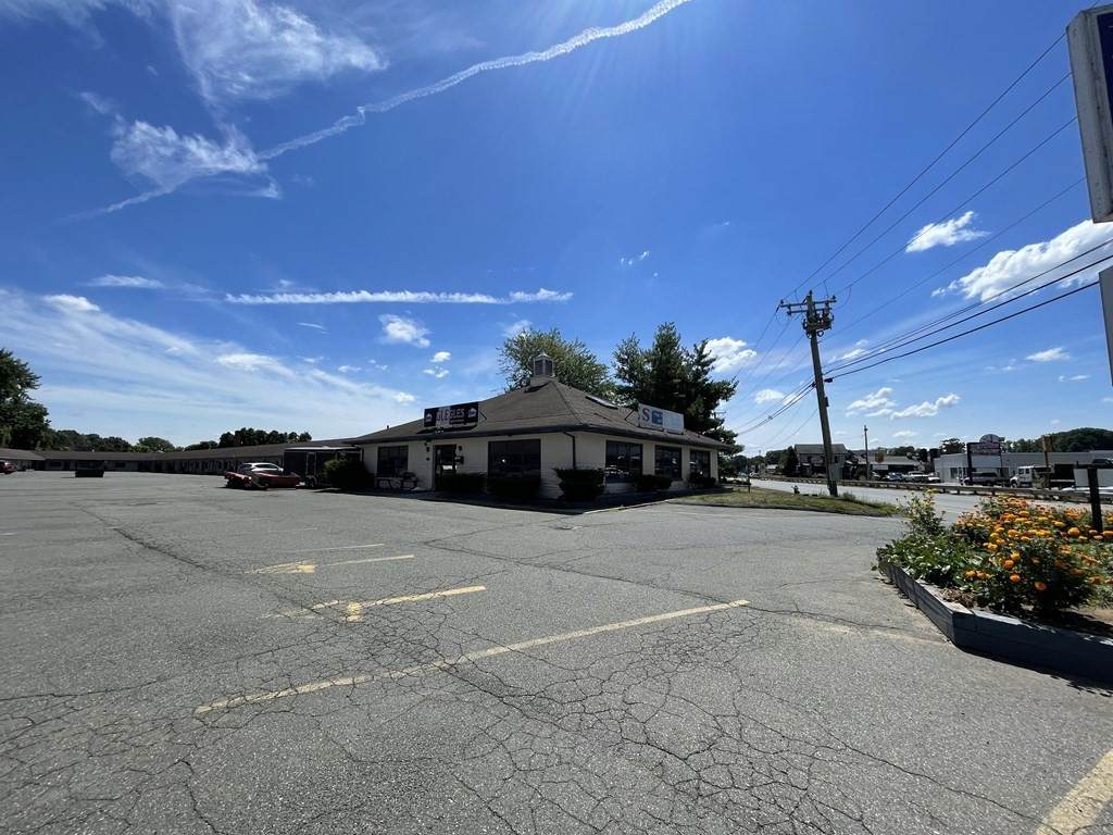 1547 Riverdale Street - Photo 1