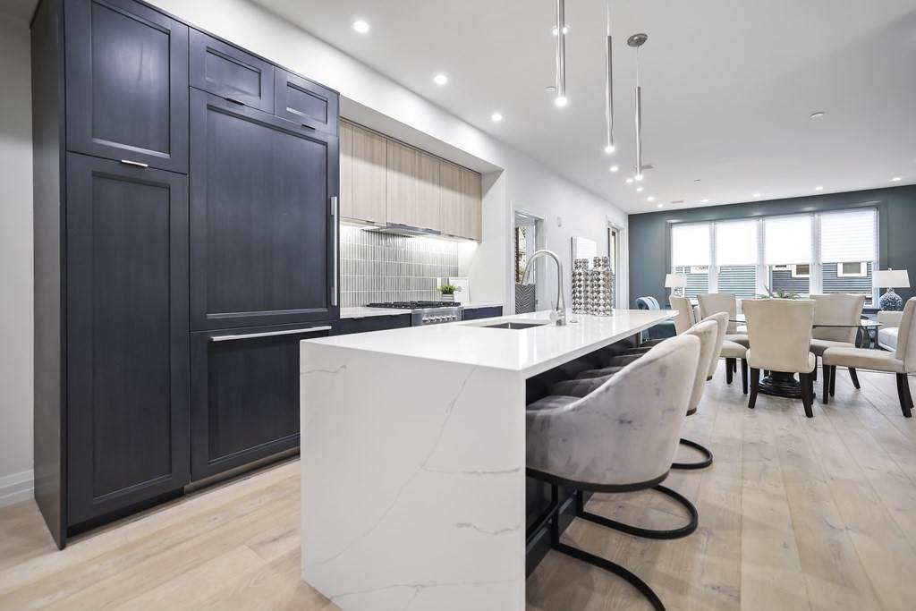 46 Belgrade Avenue - Photo 1