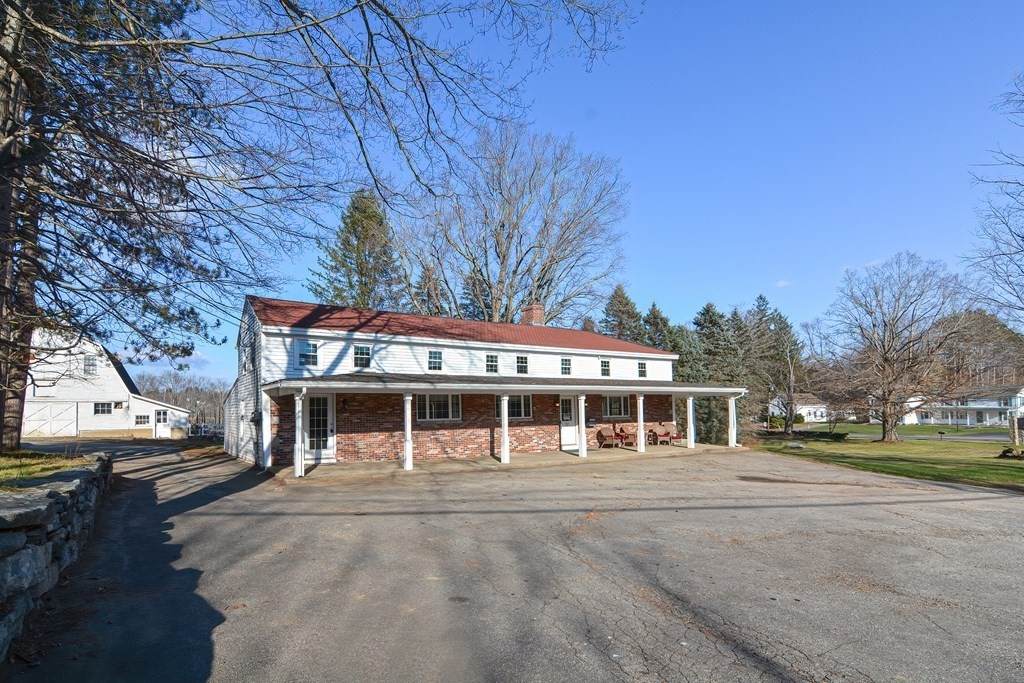23 Fiskdale Rd - Photo 1