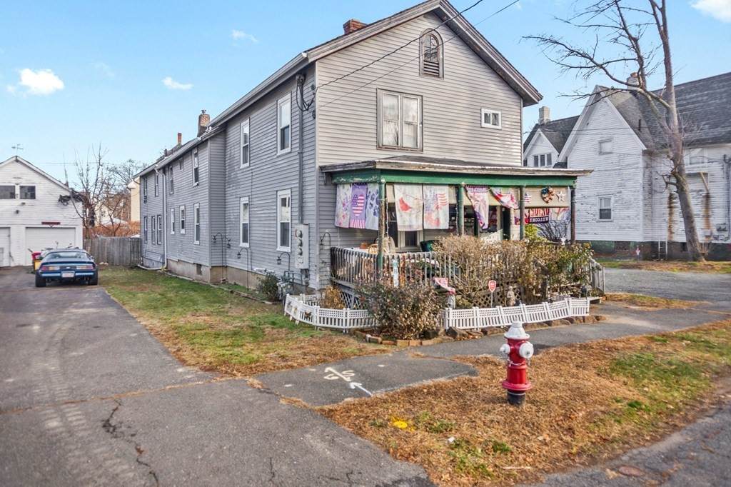17 Lincoln St - Photo 1