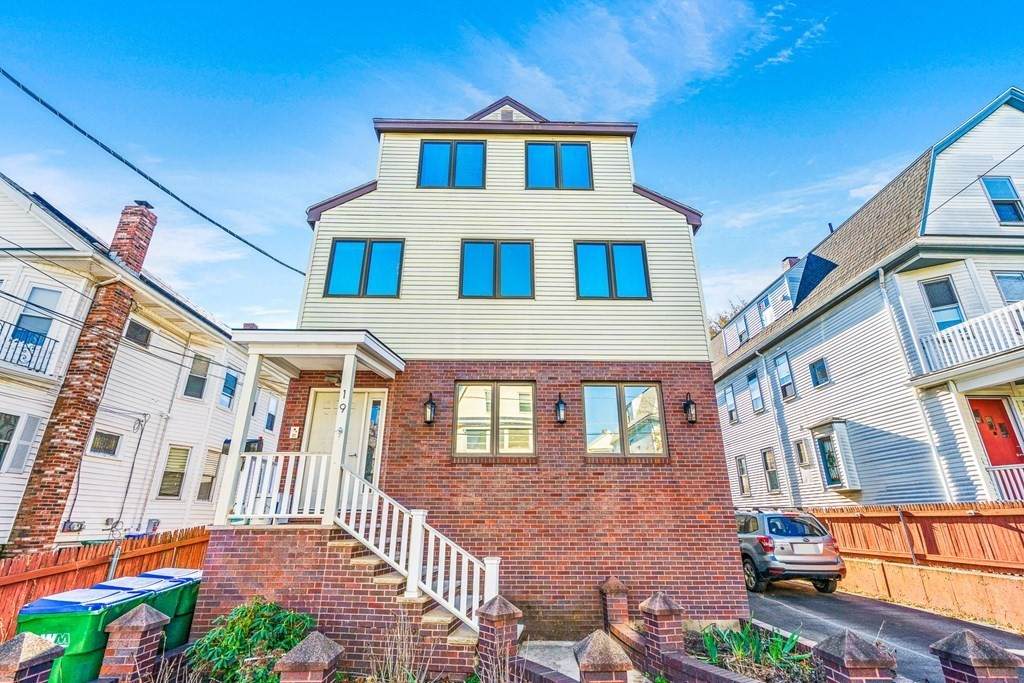 19 Wright Ave - Photo 1