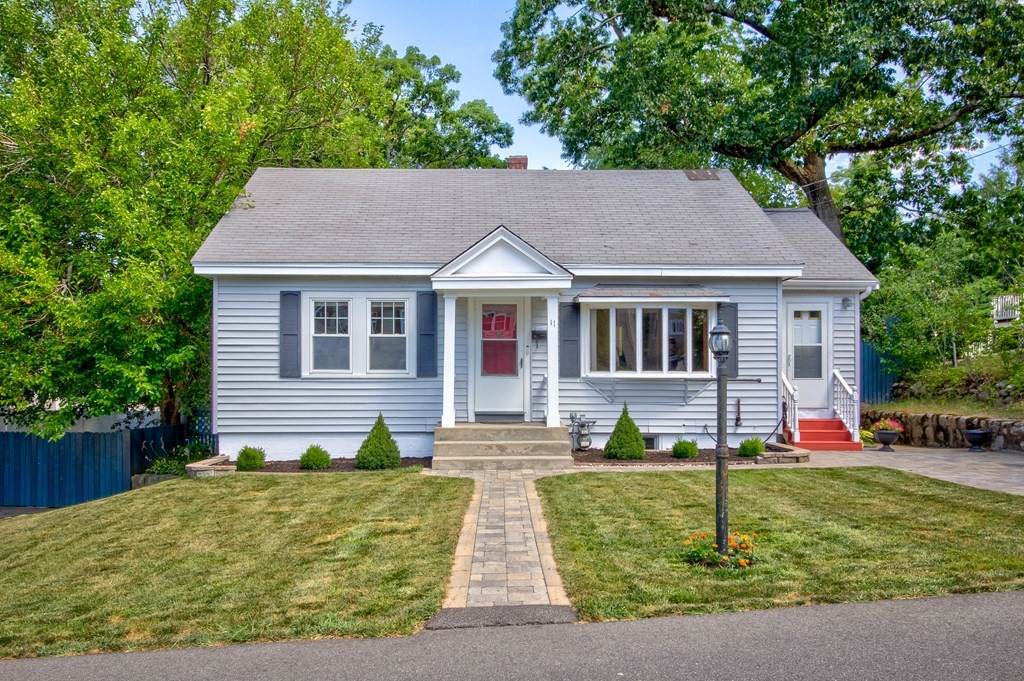11 Norfolk Rd - Photo 1