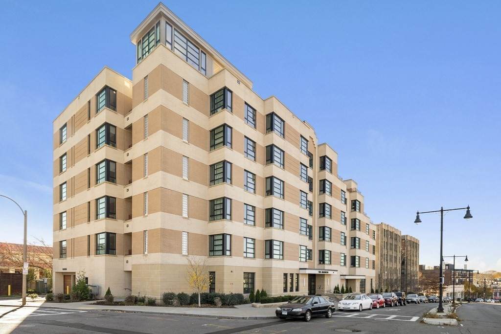 1650 Commonwealth Ave - Photo 1