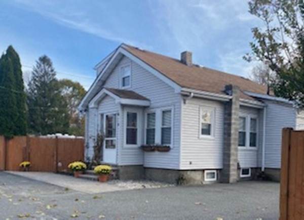 88 Basswood Ave - Photo 1