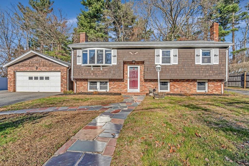8 Meadow Rd - Photo 1