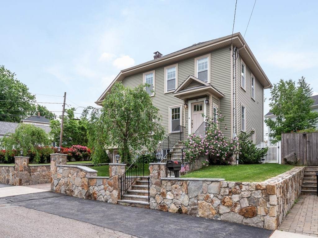 70 Springfield St - Photo 1