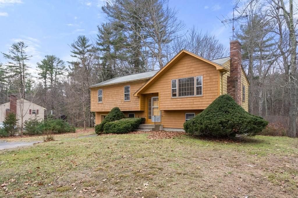 895 Pike Ave - Photo 1