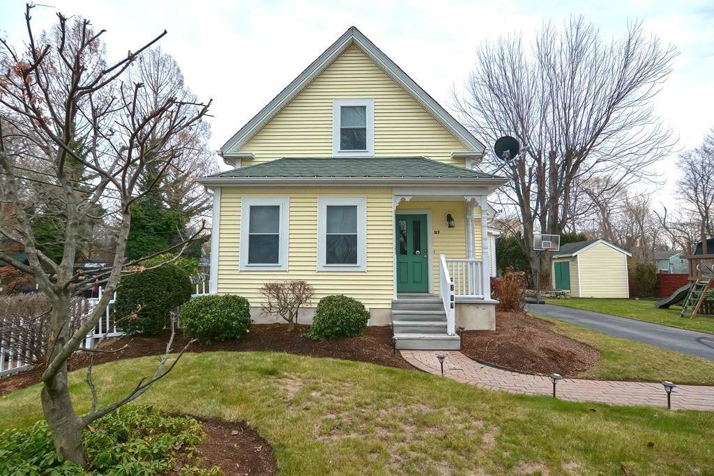 317 Bishop St - Photo 1