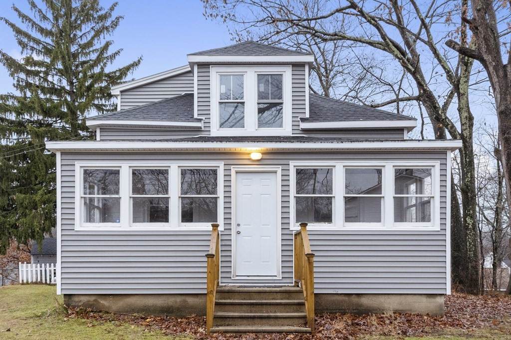 221 Harvard Avenue - Photo 1