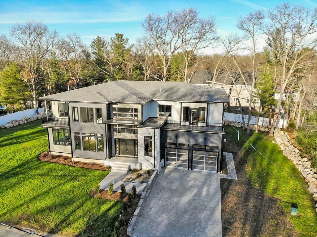 8 Jonathan Road - Photo 1