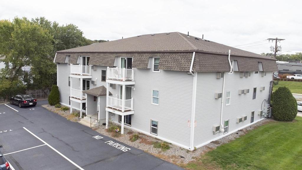 655 Plantation Street - Photo 1