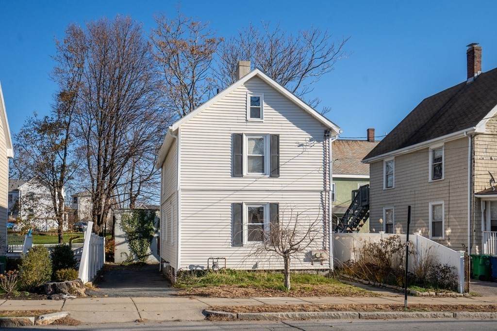 71 Crafts St - Photo 1