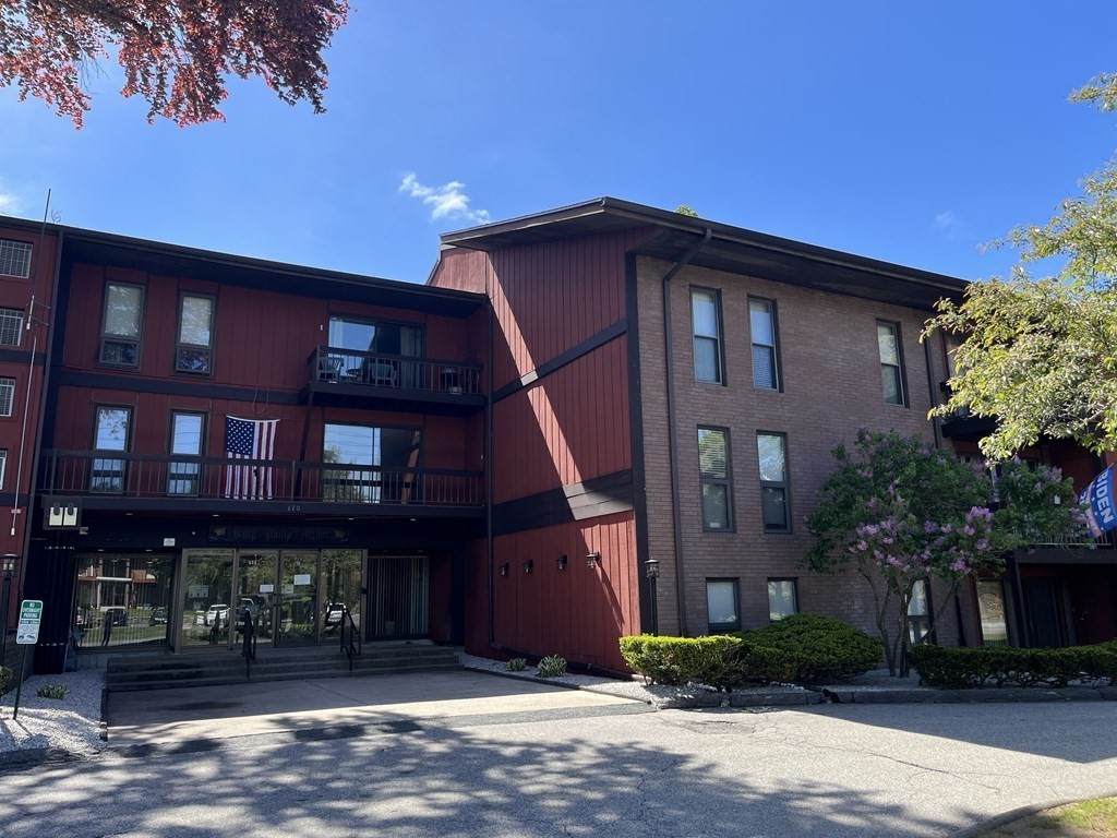 170 Highland St - Photo 1