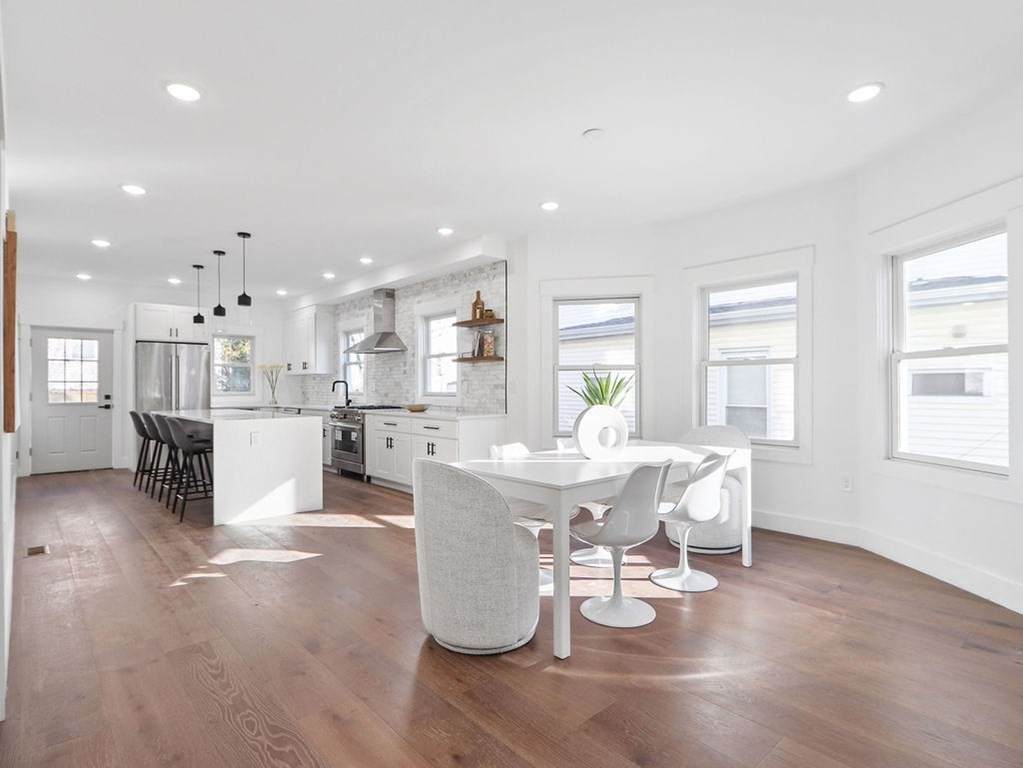 13 Grand View Ave - Photo 1