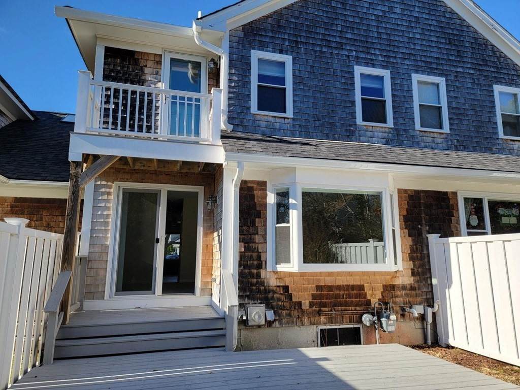720 Pitchers Way - Photo 1