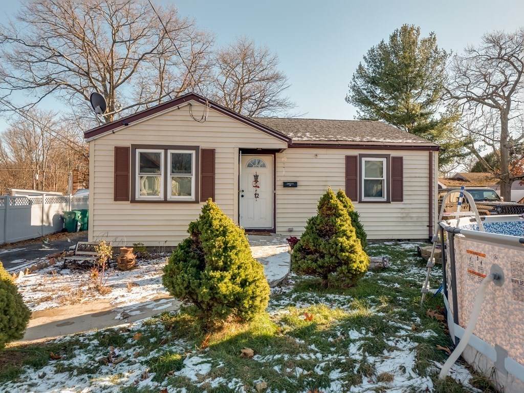 12 Hollis Rd - Photo 1