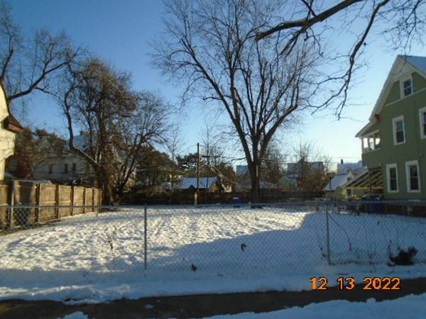 125 Yale Street - Photo 1