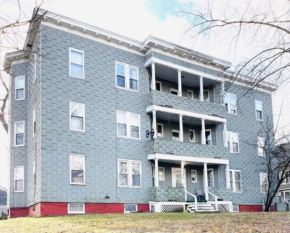 1319 Main St - Photo 1
