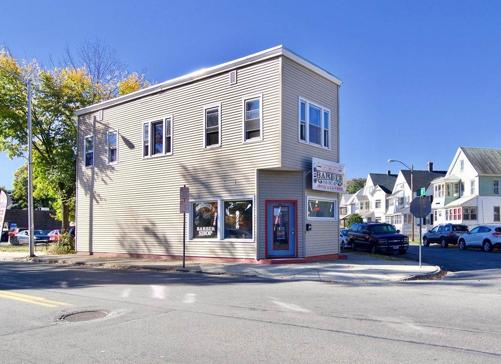 776 Liberty St - Photo 1