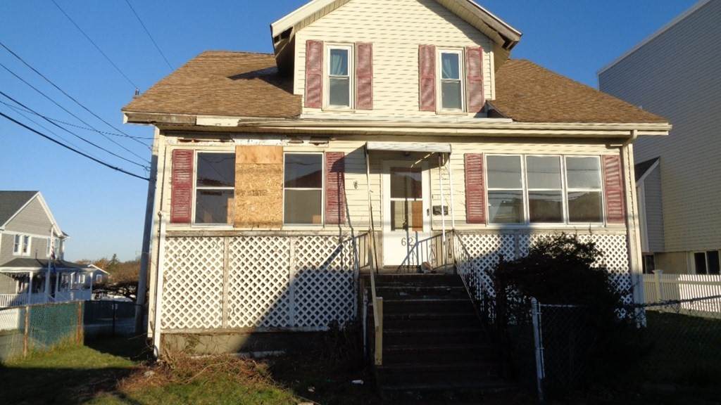 62 Whitehead Ave - Photo 1