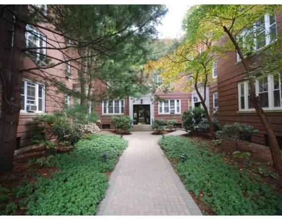 67 Park St - Photo 1