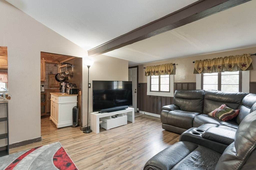 20 Echo Road - Photo 1