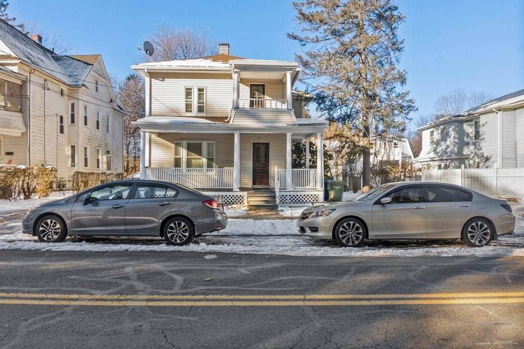 130 Myrtle St - Photo 1