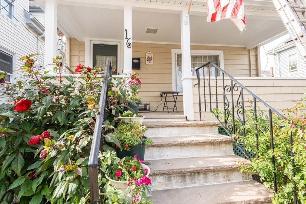 16 Pond St - Photo 1