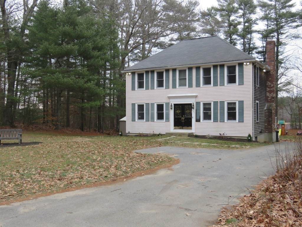 131 Snow St - Photo 1