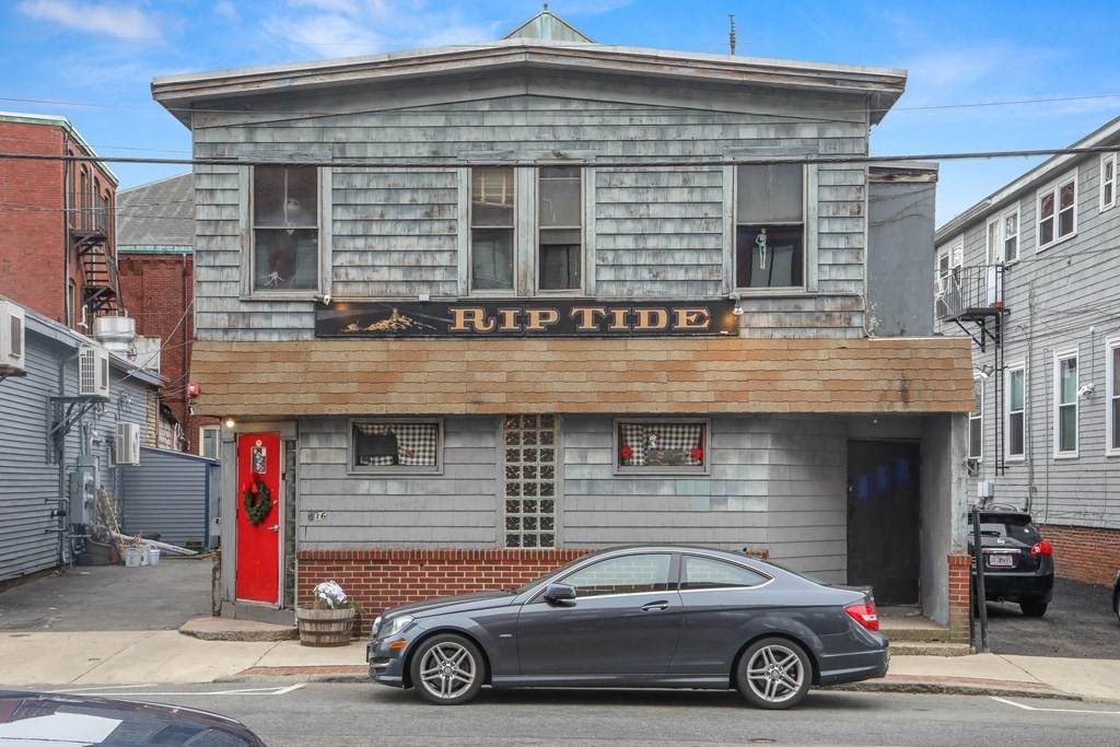 116 Pleasant - Photo 1