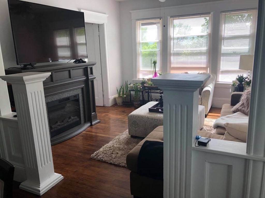45 Copley Ter - Photo 1
