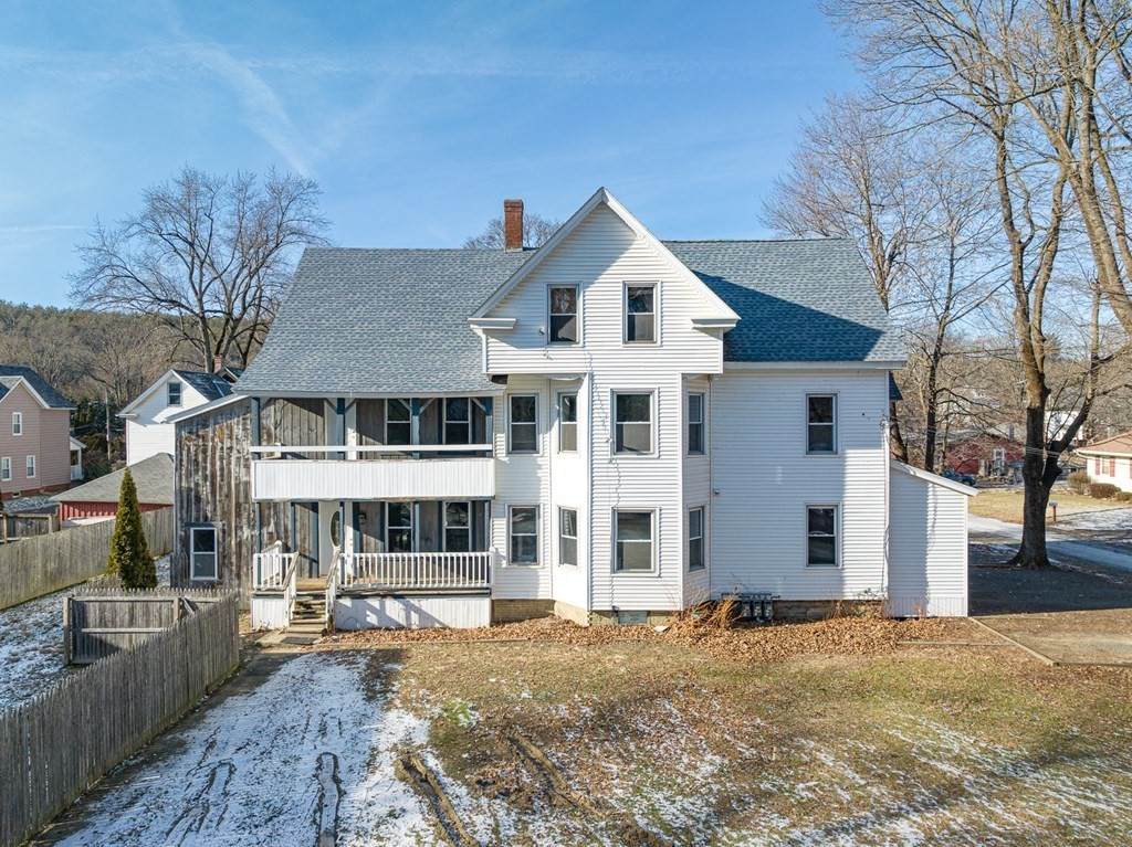 20 Prentice Ave - Photo 1
