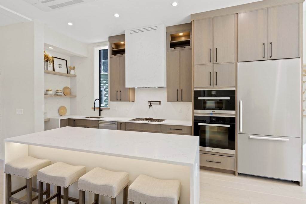 44 Vernon St - Photo 1