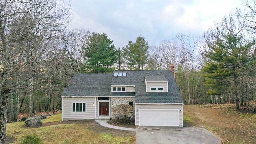 10 Stanley Rd - Photo 1