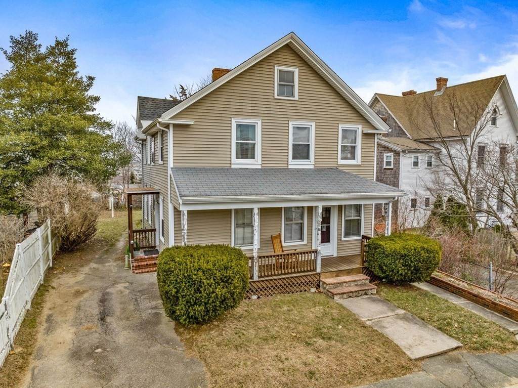 1 N Walnut St - Photo 1