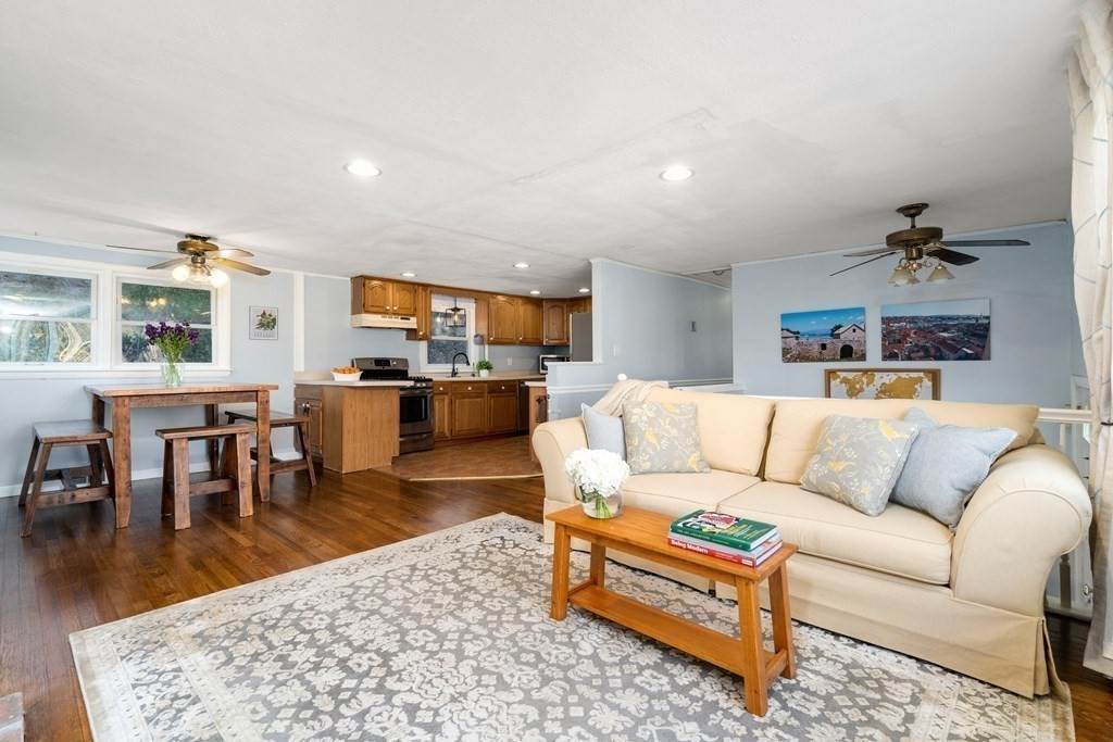 84 Riverview Cir - Photo 1