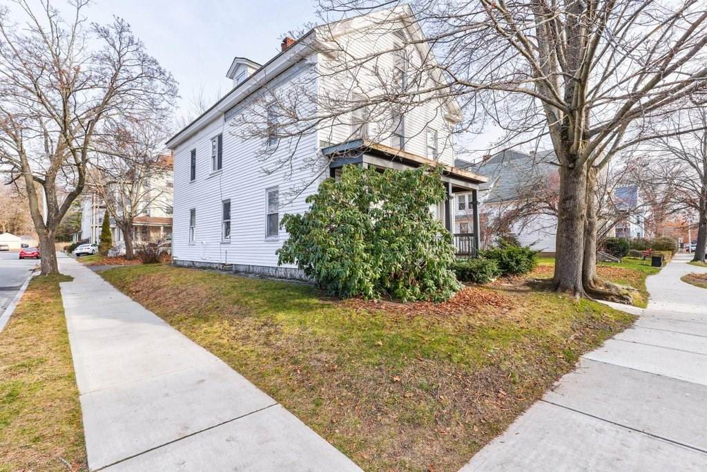 24 Hampden St - Photo 1