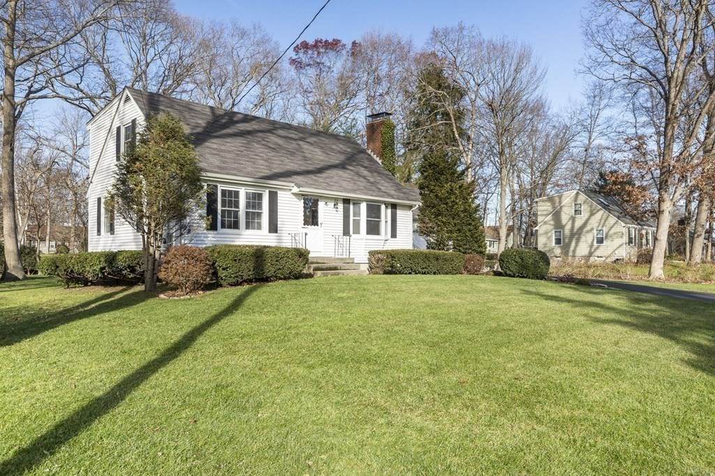 45 Woodcrest - Photo 1