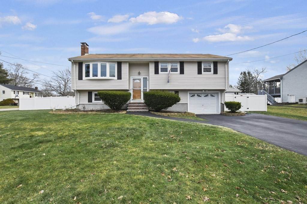 31 Van Cliff Avenue - Photo 1