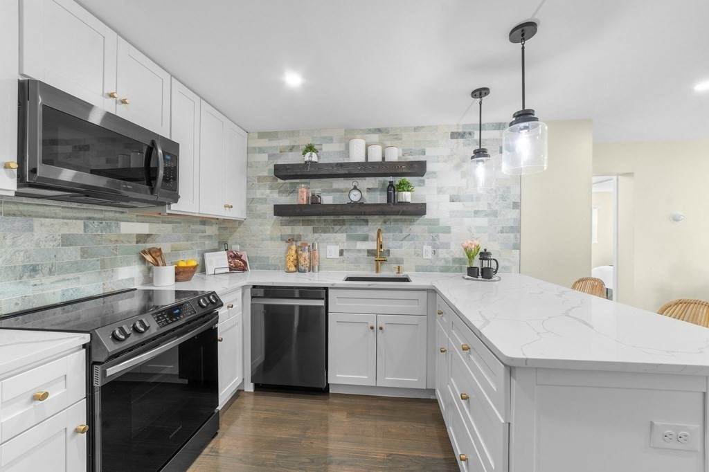 79 Walnut Street - Photo 1